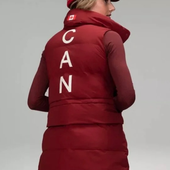LULULEMON TEAM CANADA TRANSFORMABLE DOWN PARKA VEST NWT SZ 16 - Picture 2 of 16